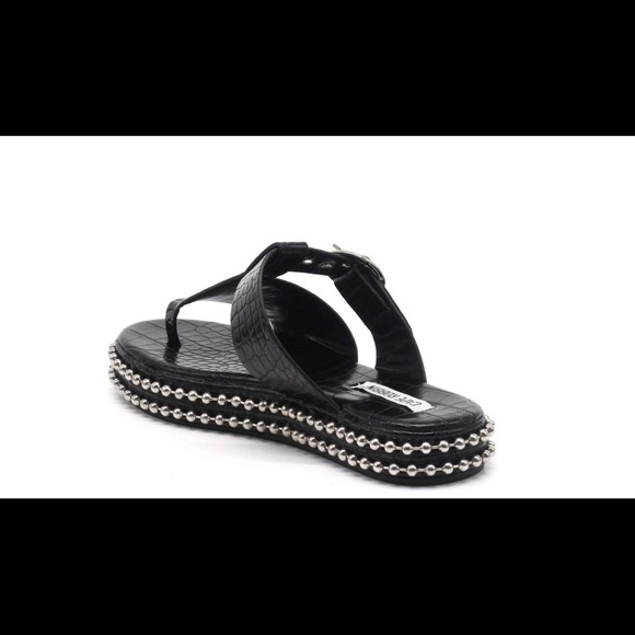 Snakeskin Sandal! - Picture 3 of 4